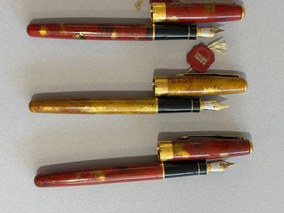 PARKER
Set of three fountain pens from the...