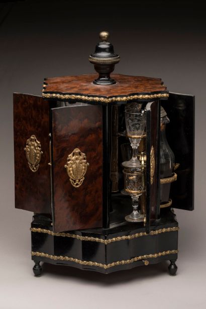 Musical liquor and cigar cabinet (2 tunes)....