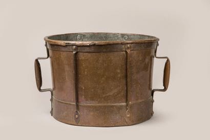 Copper grain measure with handles 
19th century...