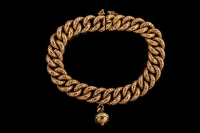 Bracelet maille gourmette avec ciselure en...