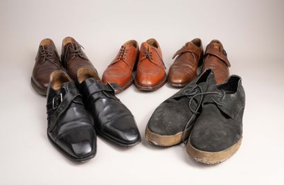 Ensemble de cinq paires de chaussures pour...
