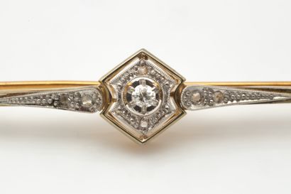 Broche barrette en or gris et or jaune (750...