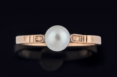 White cultured pearl ring, approx. 6 mm in...