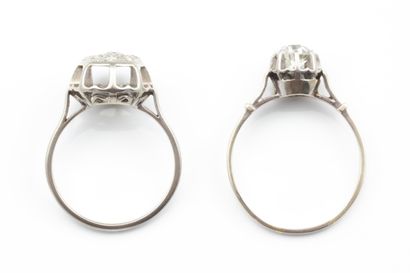 Two rings in white gold (750 thousandths)...