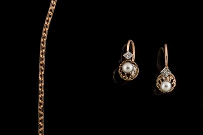 Lot de bijoux en or jaune (750 millièmes):...