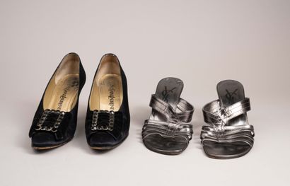 YVES SAINT LAURENT 
Paire de chaussures à...