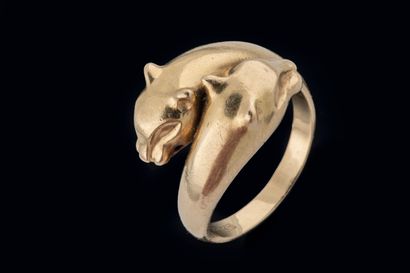 Yellow gold (750 thousandths) ring with two...