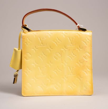 LOUIS VUITTON 
Sac à main modèle « Spring...