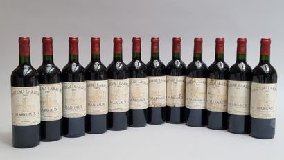12 B CHATEAU LARRUAU 2005 Margaux (e.t.h...