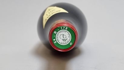 * 1 B CHATEAUNEUF-DU-PAPE Rouge 2011 Château...