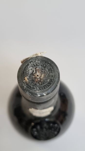 1 B PORTO VINTAGE 1980 Fonseca (e.l.a; c.s...
