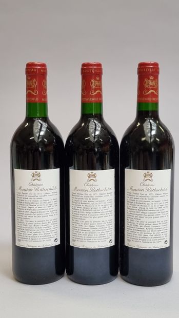 3 B CHATEAU MOUTON ROTHSCHILD 1992 GCC1 Pauillac...