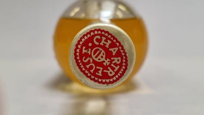 * 1 B CHARTREUSE JAUNE 
