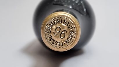 1 B CHATEAU HAUT-BRION 1996 GCC1 Graves (étiquette...