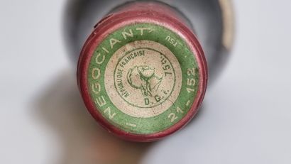 1 B CLOS DES LAMBRAYS (Grand Cru) 1977 Héritiers...