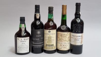 1 B PORTO 1976 W.J. Hart (mise de 1987; e.l.s)
1...