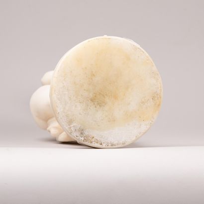 Ecole Moderne 
Venus 
En marbre 
Haut. :...