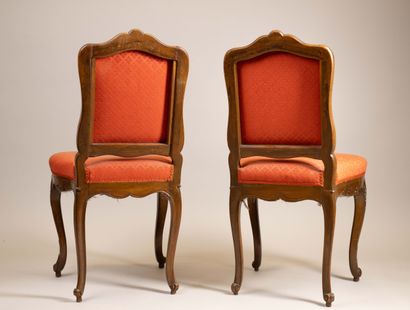 Paire de chaises à dossier à la reine en...