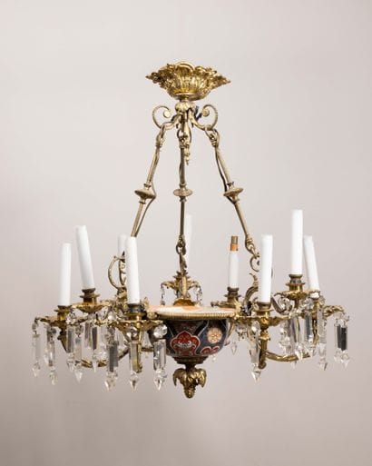 Nine-arm chandelier in chiseled and gilded...