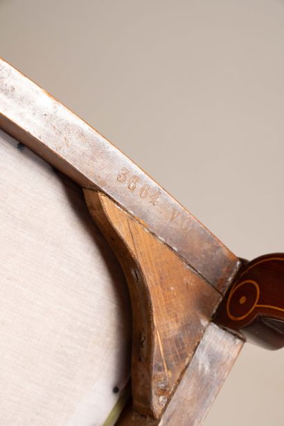 Gondola chair in mahogany and molded mahogany...