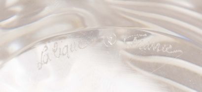 LALIQUE France
Molded pressed crystal trinket...