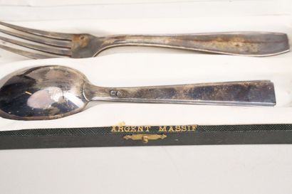 Two pieces of silverware, one 800°/°° and...
