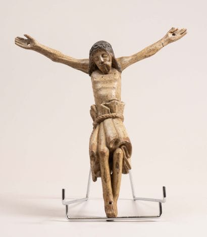 Christ en croix
Bois peint en couleur
Travail...