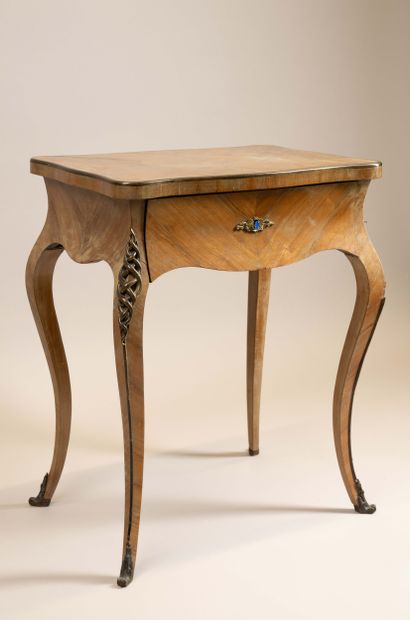 Louis XV-style dressing table made of wood...