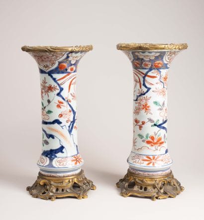 Japon, fin de la période Edo
Paire de vases...