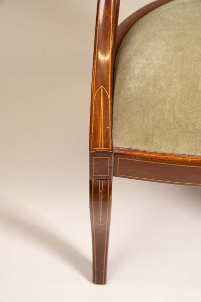 Gondola chair in mahogany and molded mahogany...