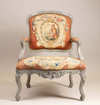 Armchair with a queen-style backrest made...