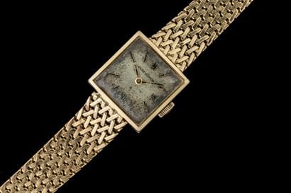 JAEGER-LECOULTRE. Women’s wristwatch in yellow...