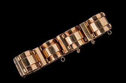 Tank bracelet with rectangular, bridge-shaped...