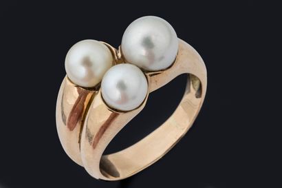 Ring featuring three white and yellow cultured...