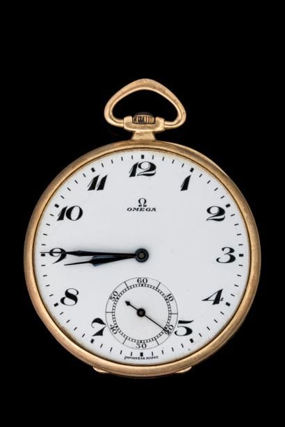 OMEGA. Pocket watch with yellow gold (750)...