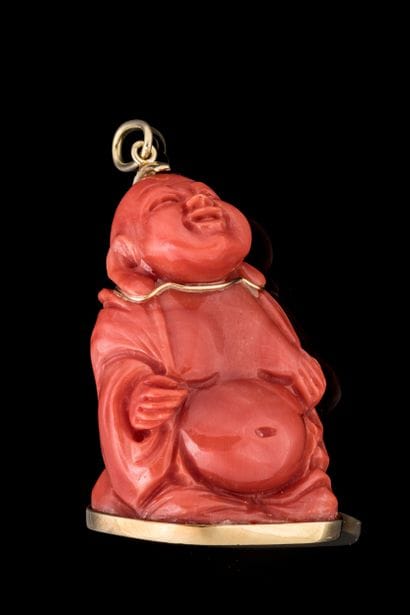 Large pendant depicting a Buddha, made of...