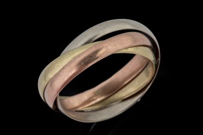 Three-tone wedding band in yellow, rose,...