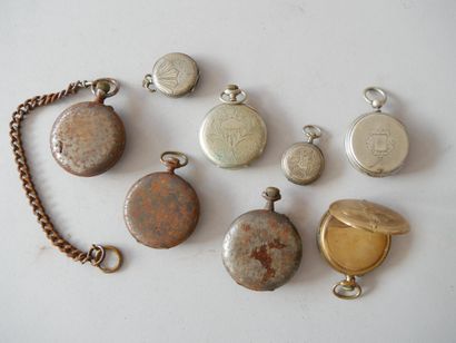 Set of pocket watches.