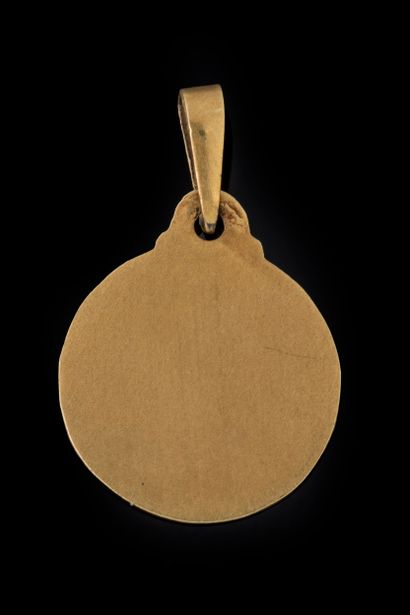 Small blank medal with a veil, made of yellow...