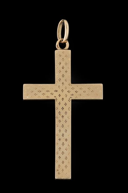 Croix plate à décor de losanges en pointillés...