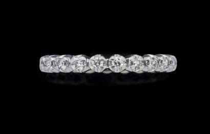 Alliance série de diamants de taille 8/8...