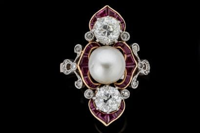 Marquise ring in platinum (850) and yellow...