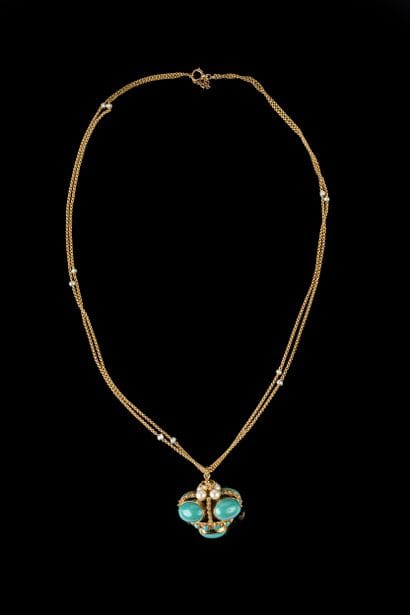Two pieces of yellow gold jewelry (750 parts...