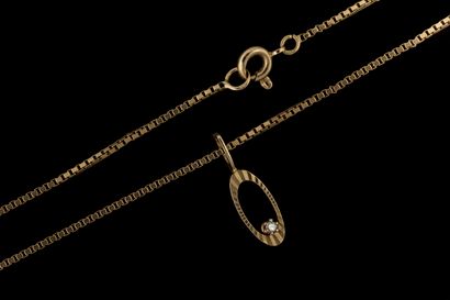 Venetian chain featuring a small vintage...