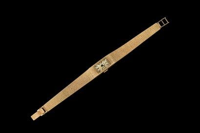 BOUVIER. Women’s yellow gold (750) wristwatch....