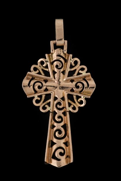 Pendentif croix en or jaune (750 millièmes)...