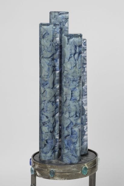 * TRAVAIL CONTEMPORAIN
Sculpture totémique.
Métal...