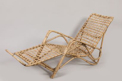 TRAVAIL ARTISANAL DE LA FIN DES ANNEES 60
Chaise...
