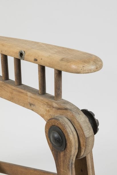 TRAVAIL DES LA SECONDE MOITIE DU XXe SIECLE
Chaise...