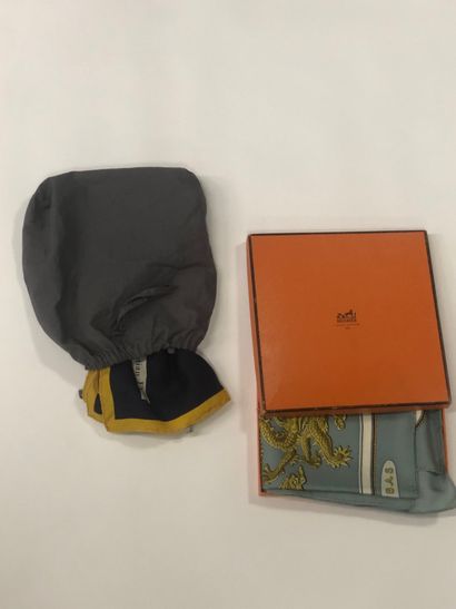 Foulard DIOR et foulard HERMES